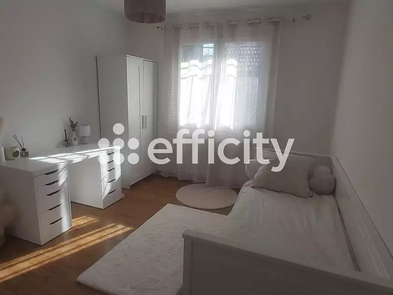 Maison, 117 m²