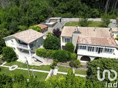 Maison, 275 m²