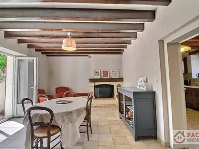 Maison, 165,7 m²