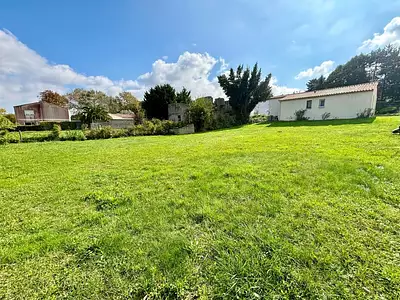 Terrain, 634 m²
