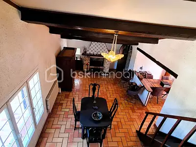 Maison, 248 m²