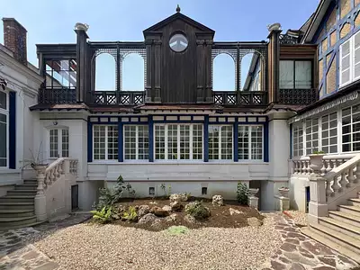 Maison, 325 m²