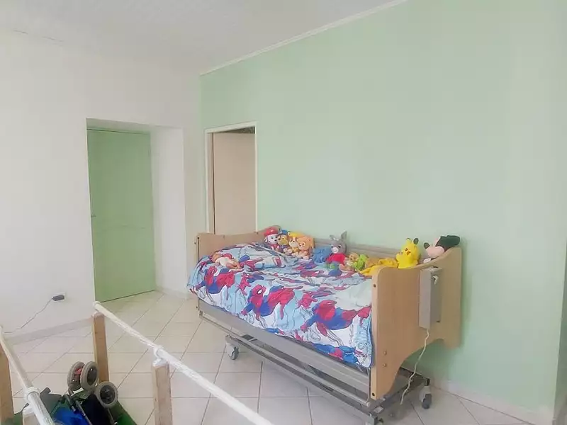 Maison, 260 m²