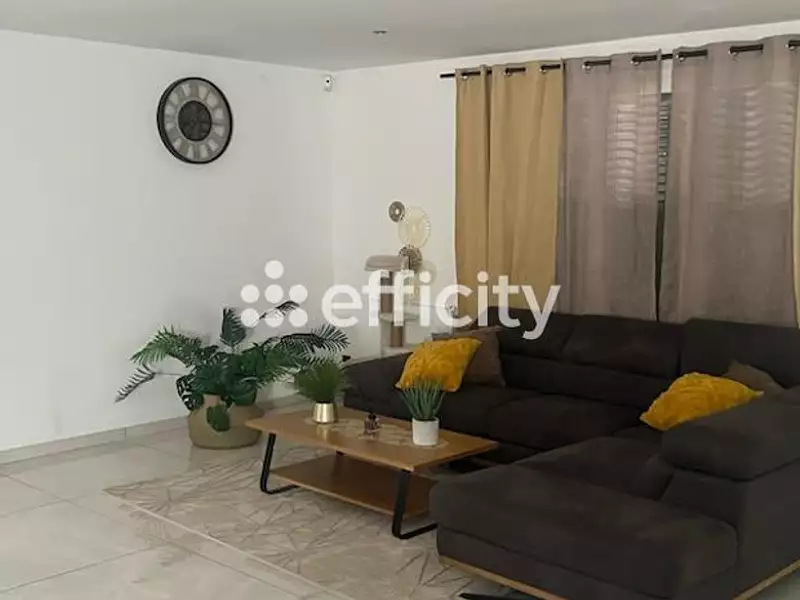 Maison, 117 m²