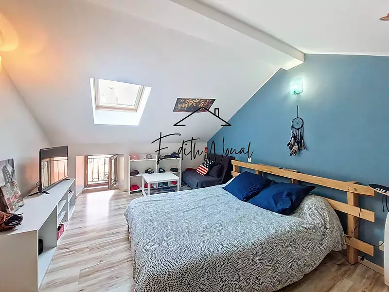 Immeuble, 230 m²