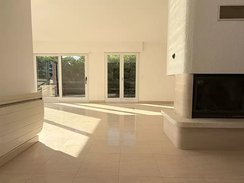 Maison, 217 m²