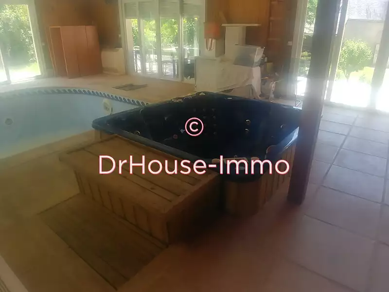 Maison, 350 m²