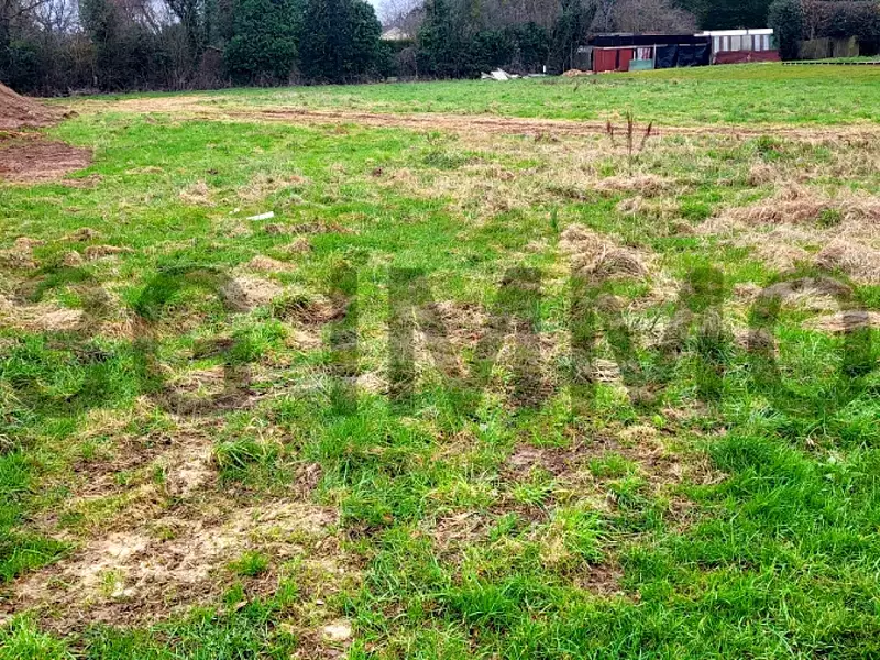 Terrain, 857 m²