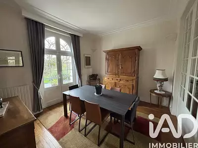 Maison, 291 m²