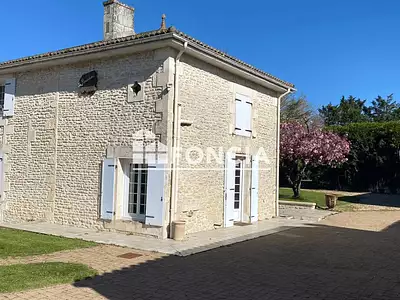 Maison, 235 m²