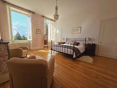 Maison, 1 100 m²