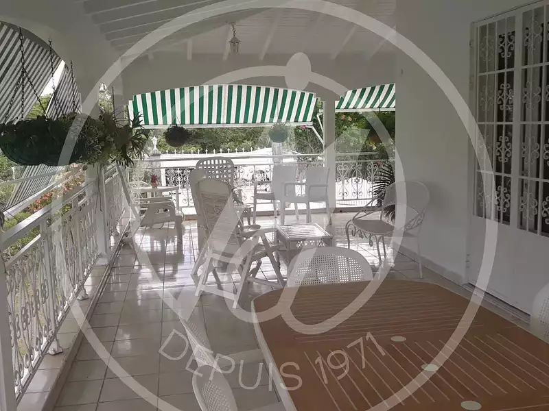 Maison, 292 m²
