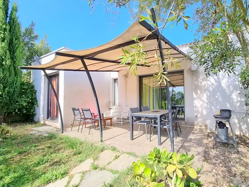 Maison, 97 m²
