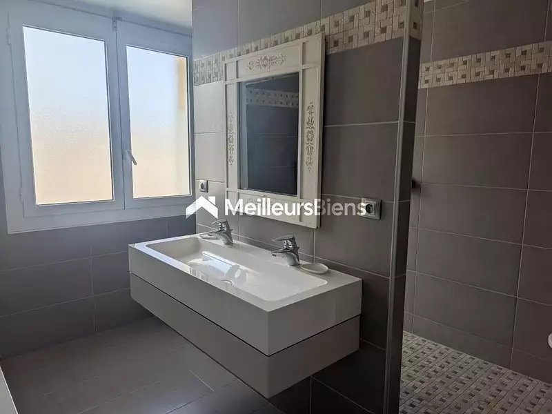 Appartement, 77 m²