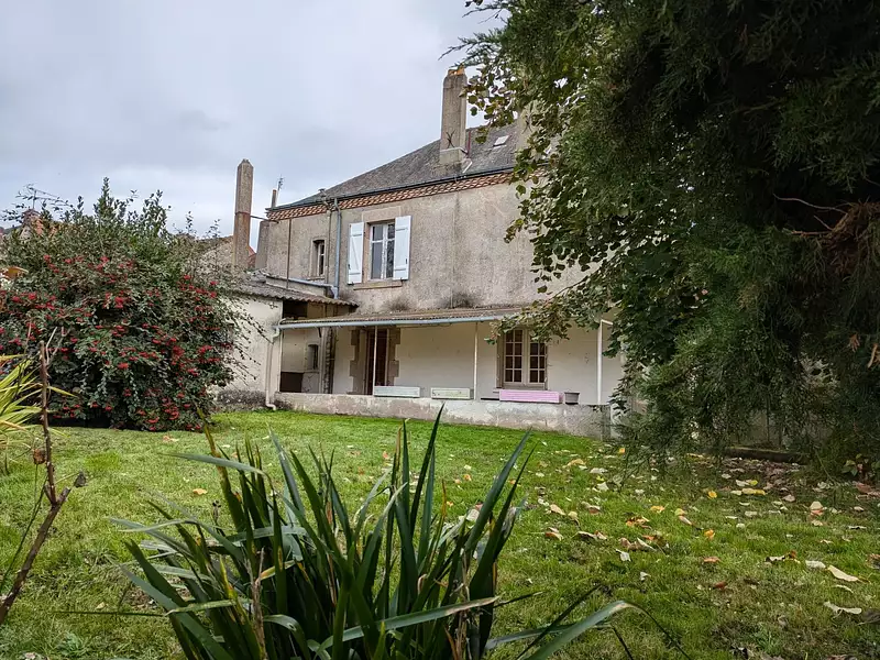 Maison, 168 m²