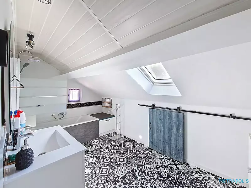 Maison, 169 m²