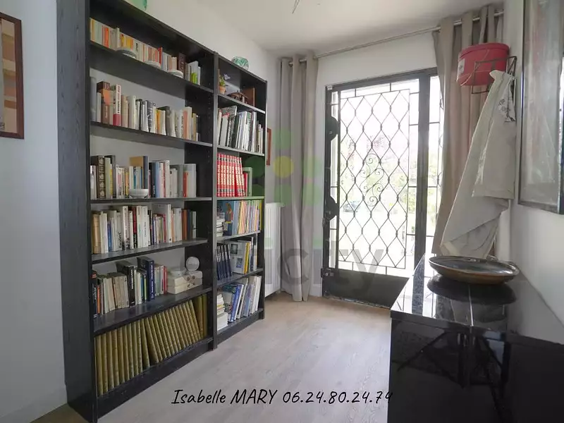 Maison, 179 m²