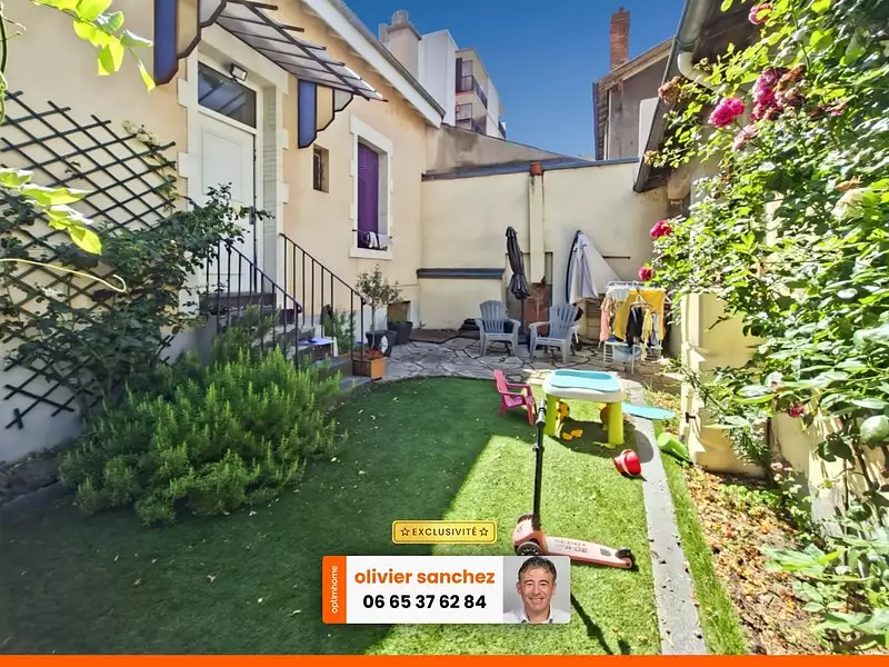 Maison, 117 m²