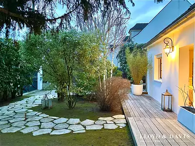 Maison, 159 m²