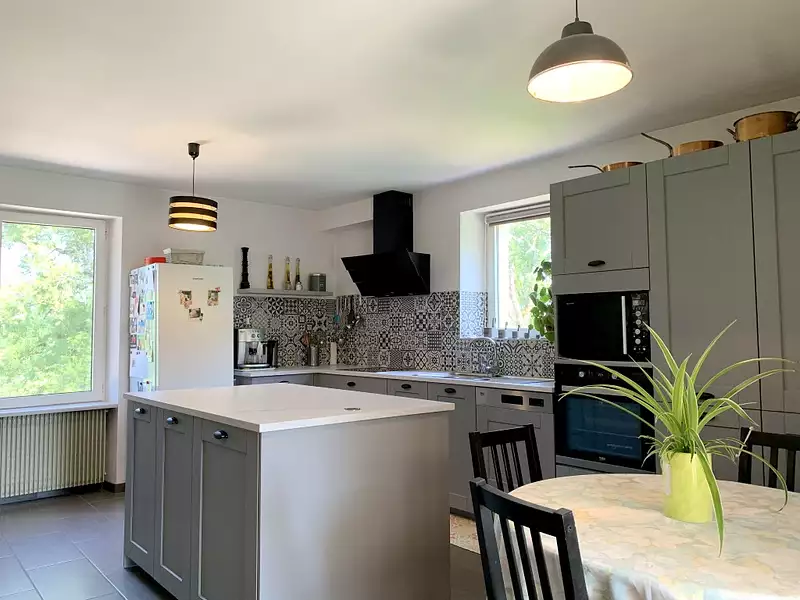 Maison, 220 m²