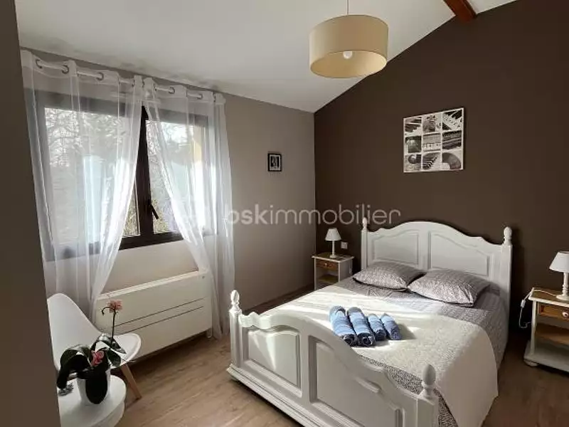 Maison, 170 m²