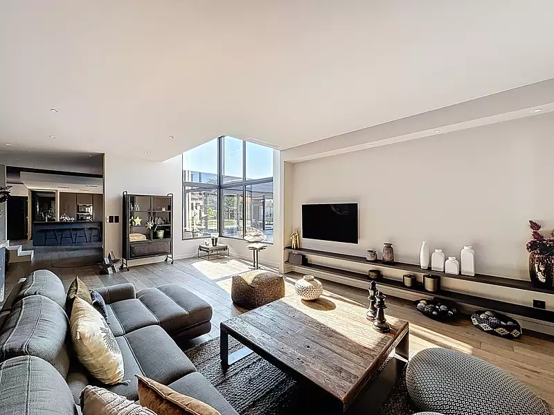 Maison, 243 m²