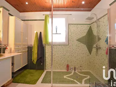 Maison, 168 m²