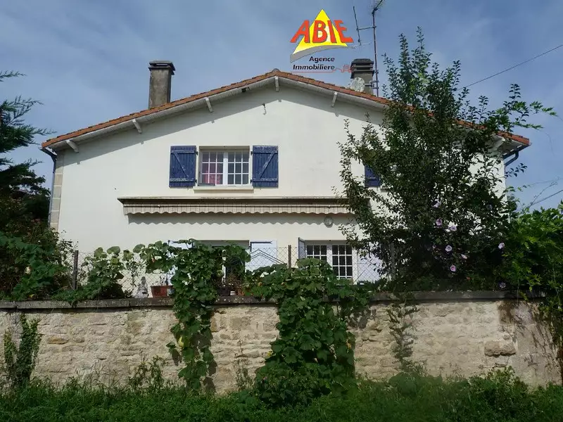 Maison, 269 m²