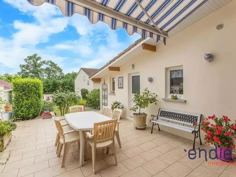Maison, 103,69 m²