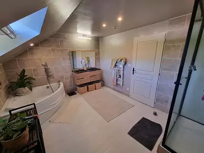 Maison, 196 m²