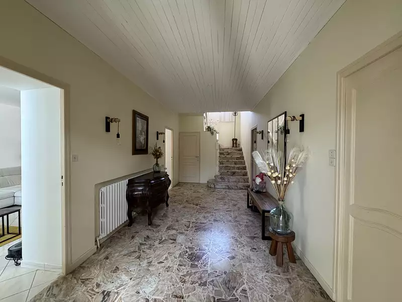 Maison, 259 m²