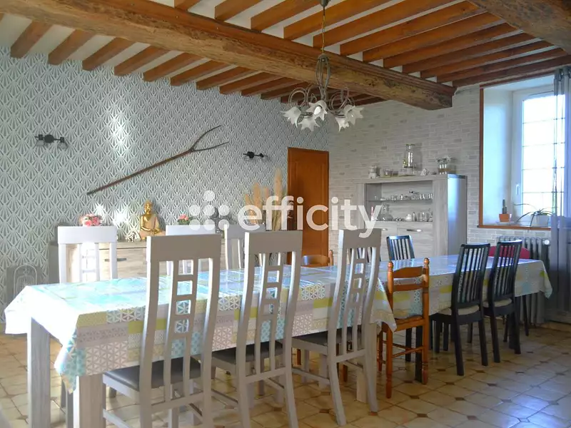 Maison, 210 m²