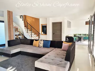 Maison, 247 m²