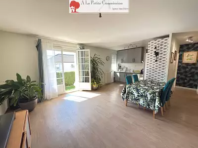 Maison, 77 m²