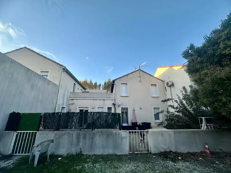 Immeuble, 371 m²