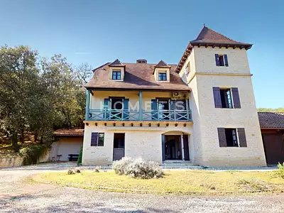 Maison, 215 m²