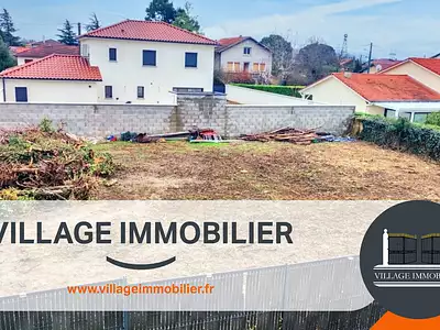 Terrain, 677 m²