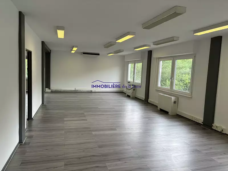 Divers, 323 m²
