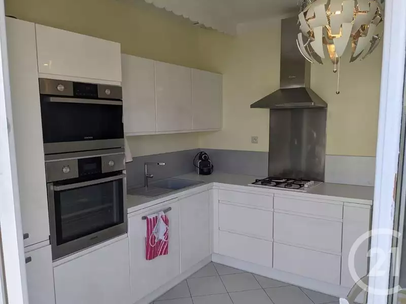 Maison, 187 m²
