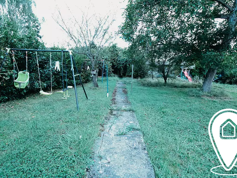 Terrain, 679 m²