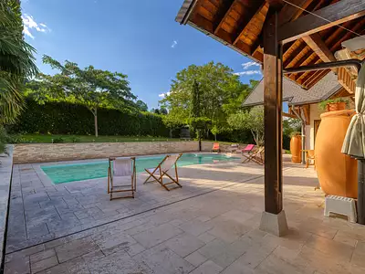 Maison, 240 m²
