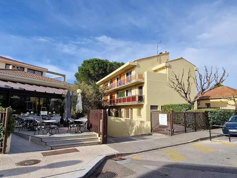 Immeuble, 392 m²