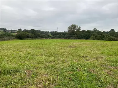 Terrain, 11 072 m²