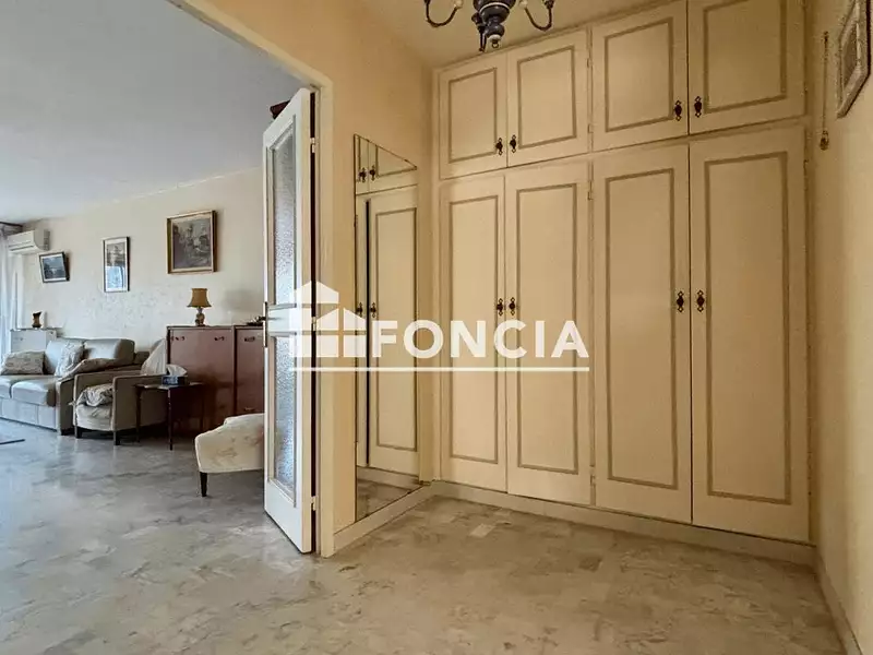 Appartement, 77 m²