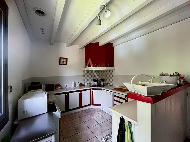 Maison, 202 m²