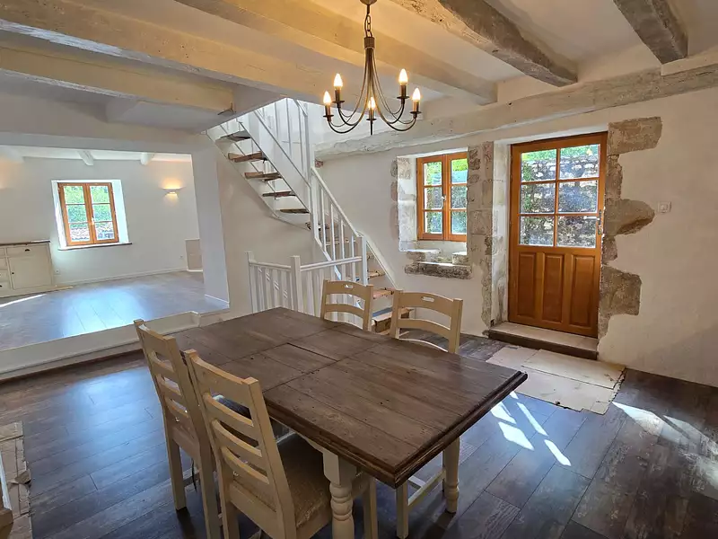 Maison, 245 m²