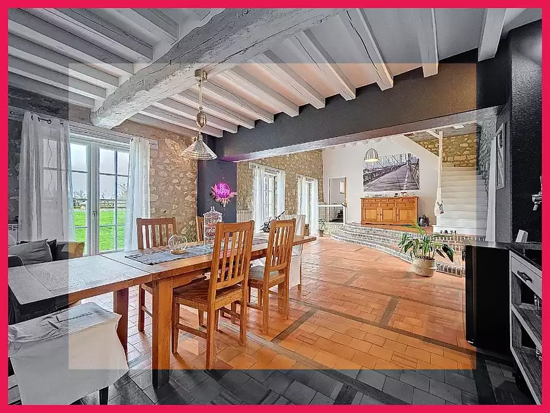Maison, 210 m²