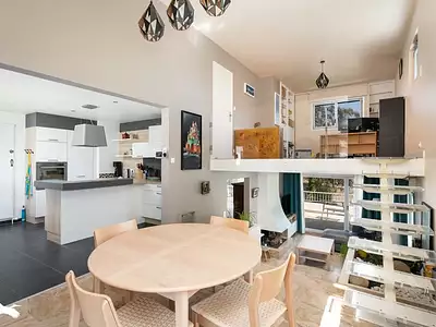 Maison, 305 m²