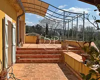 Maison, 166 m²