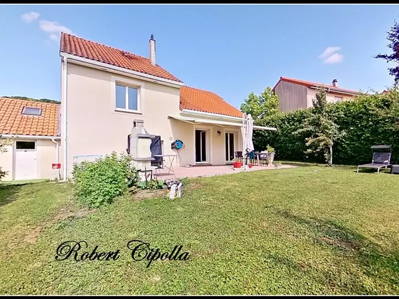 Maison, 135 m²